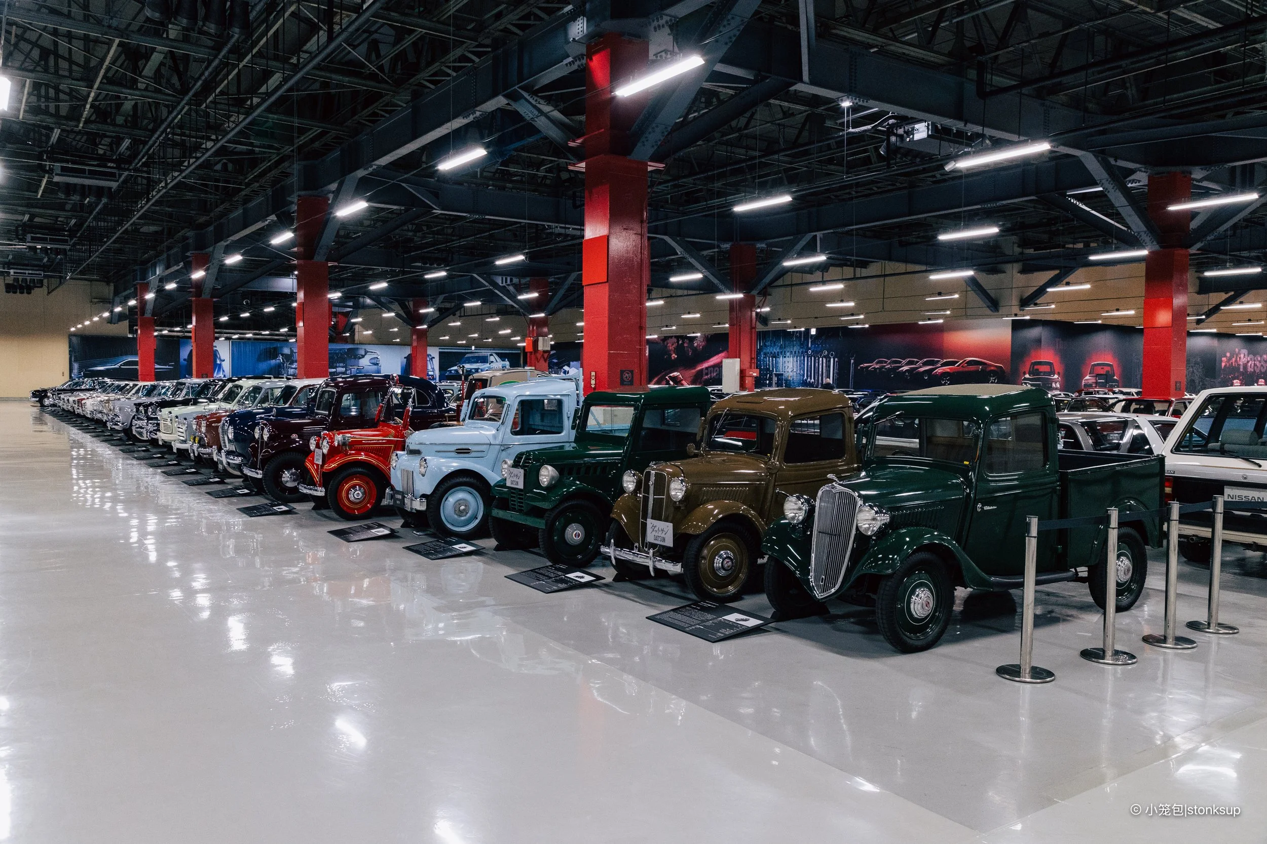 Nissan Heritage Collection-28.jpg