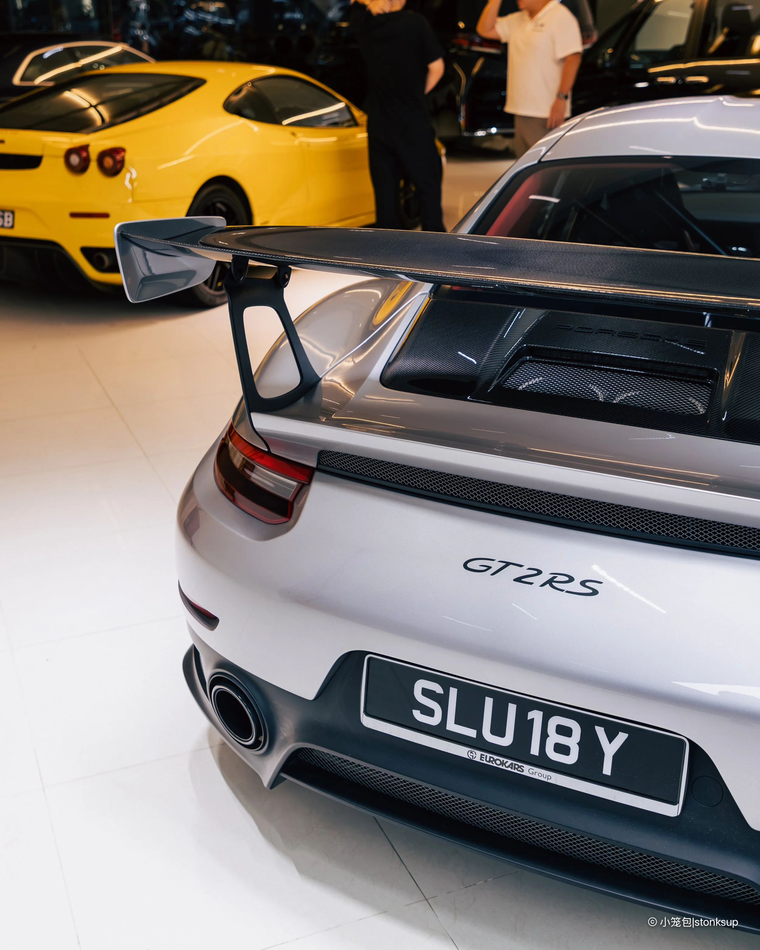 GT2RS-23.jpg