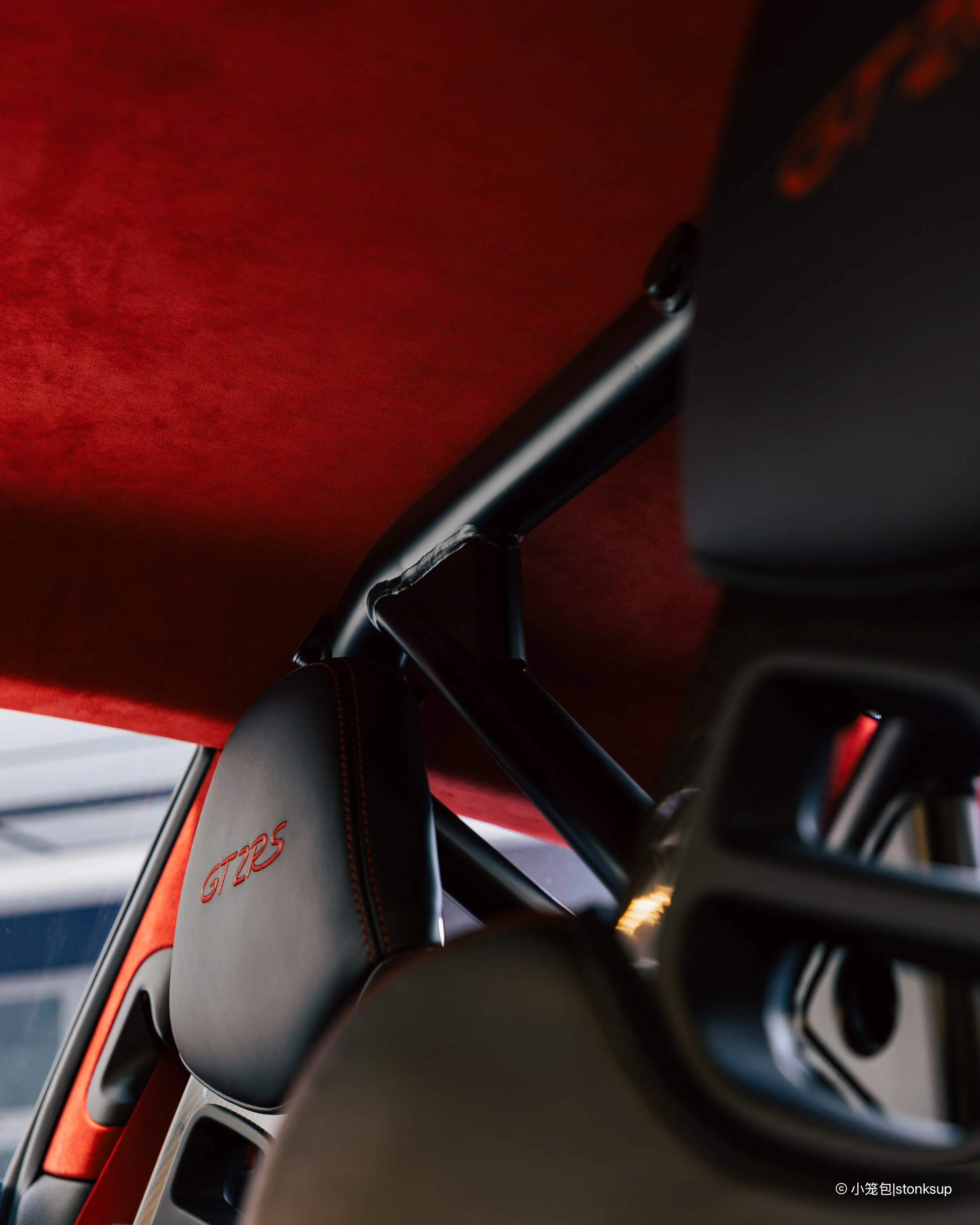 GT2RS-8.jpg