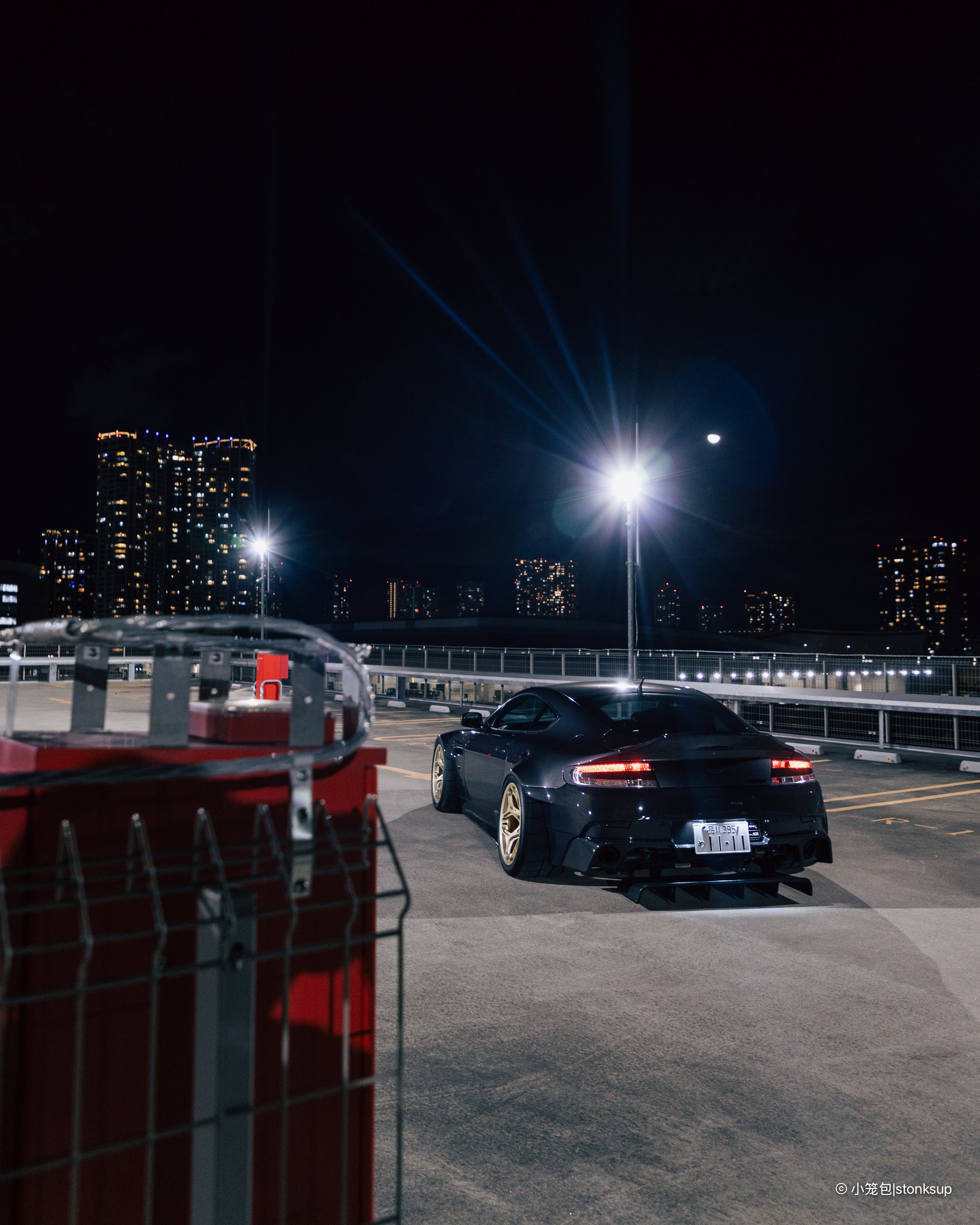 Aston Martin Vantage ACR-15.jpg