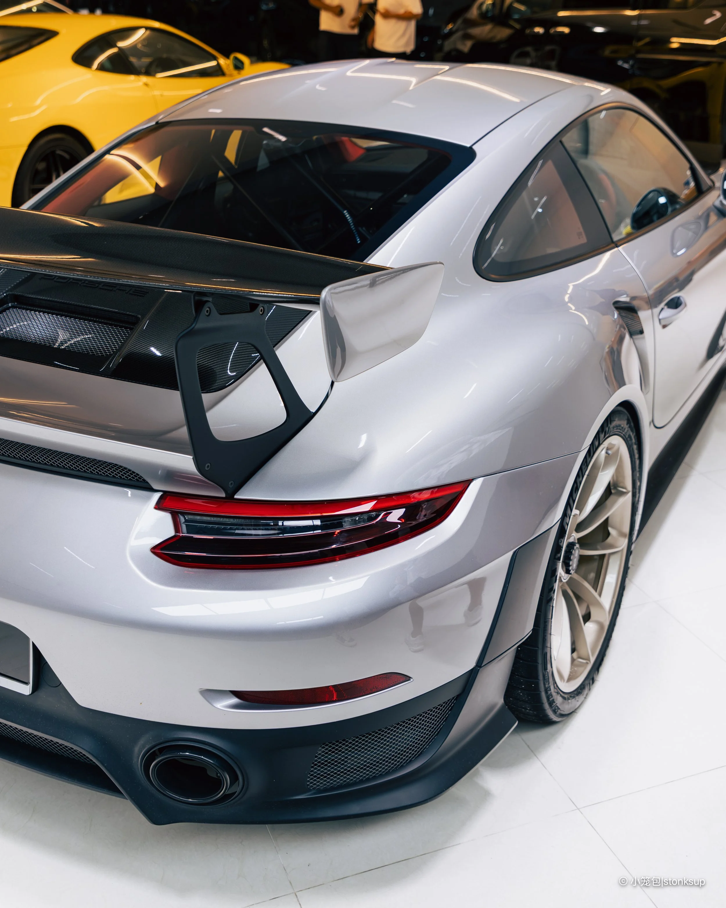 GT2RS-16.jpg