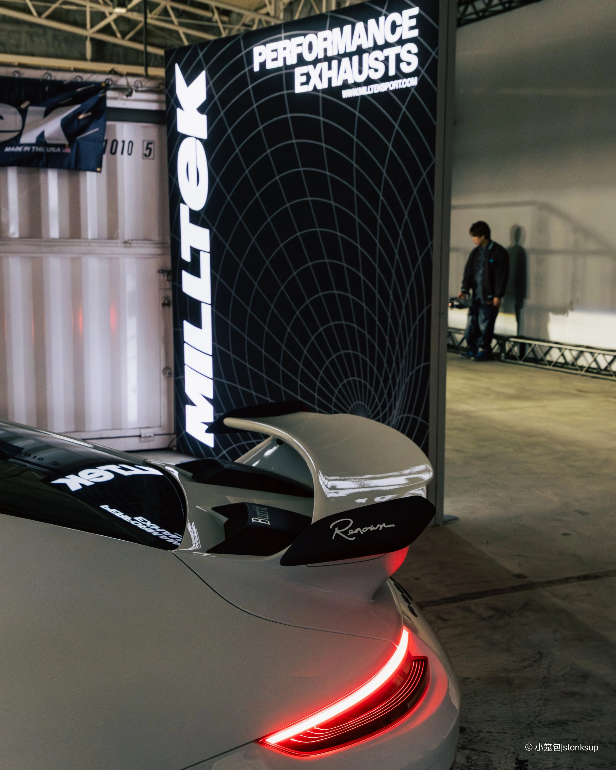 Porsche 911 GT3 Miltek-14.jpg