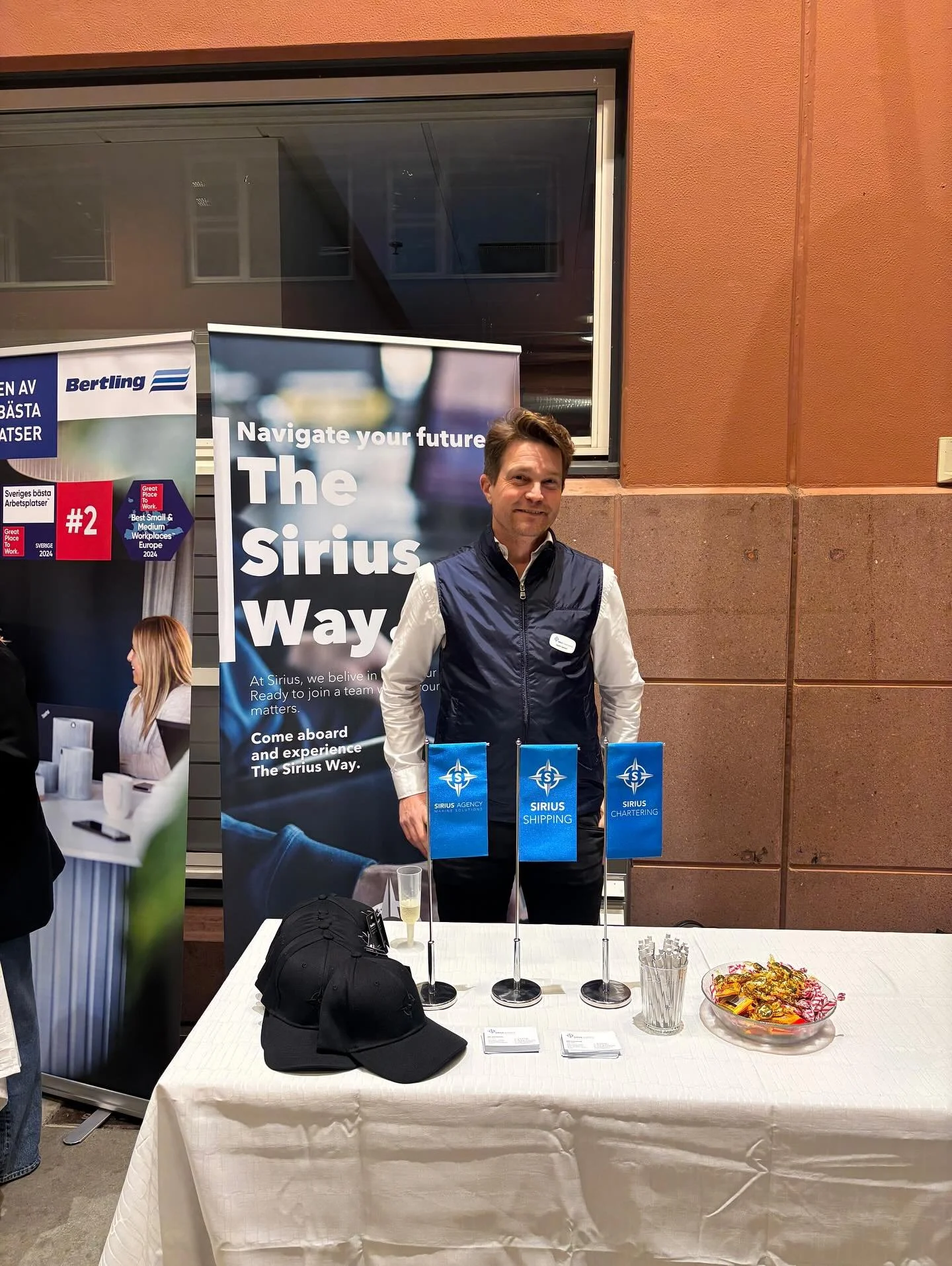 Yesterday, Sirius took part in the 2025 Internship Mingle for students studying International Logistics at Chalmers.

The opportunity to do an internship is a great way to connect theory with the real world that students will soon encounter as they b