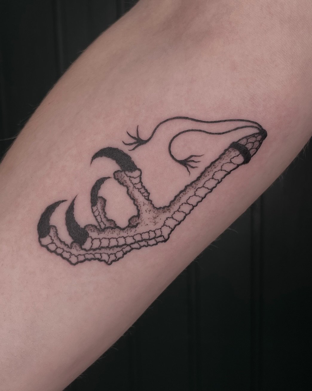 korpin koipi mun flasheista&lt;33

Kiitos kun k&auml;vit💞💞

#gothictattoo #illustrativetattoo #tamperetattoo #tatuointitampere #tattootampere #tattoofinland #flashtattoo
