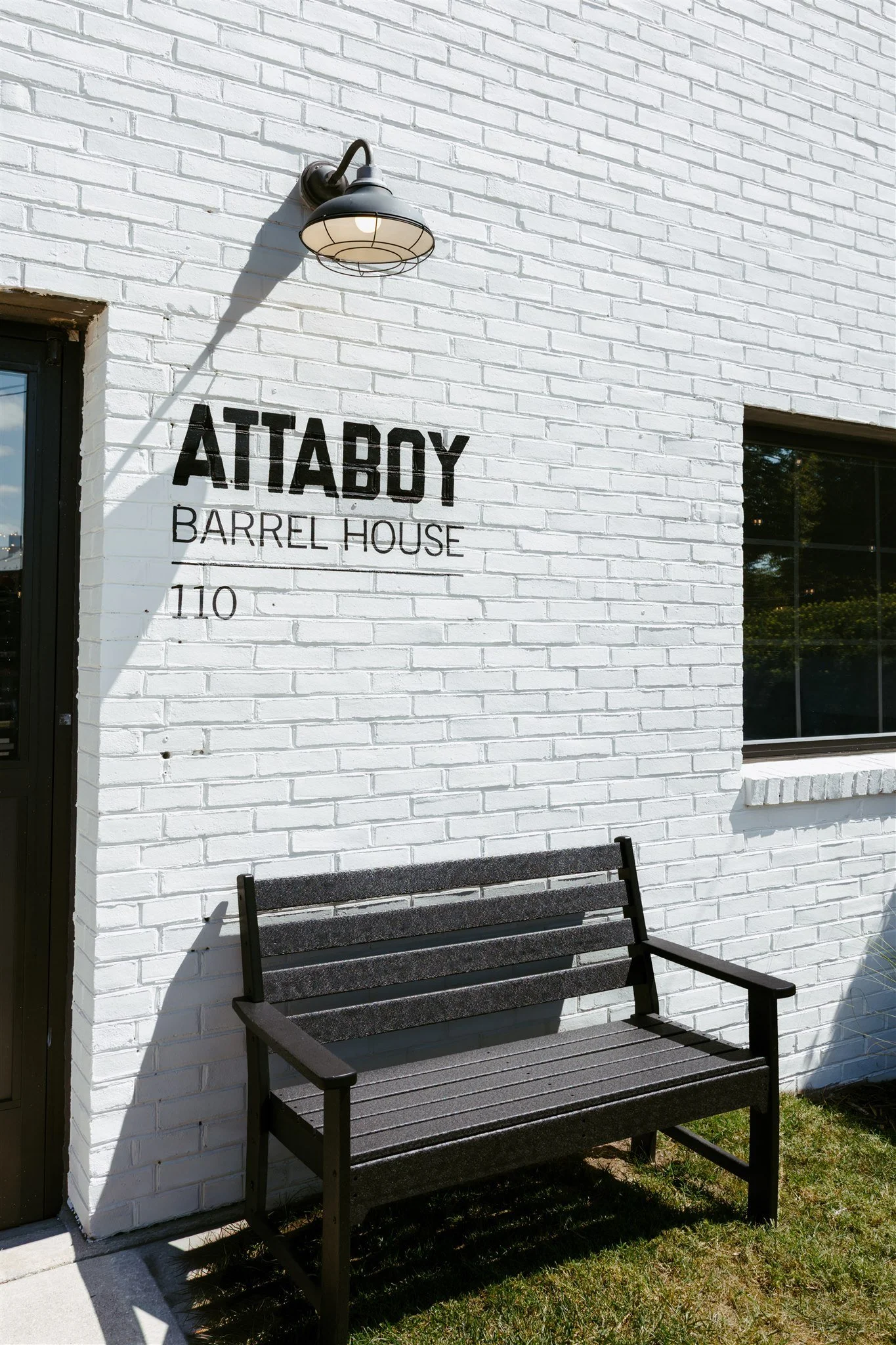 attaboy-barrel-house-frederick-wedding-venue
