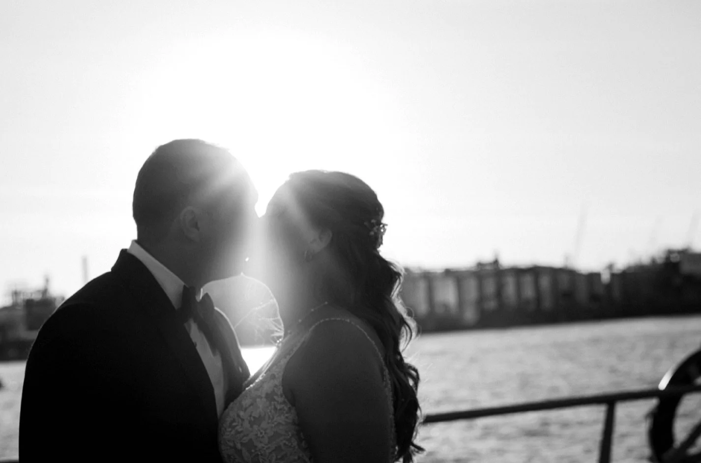 💌
.
.
.
#lovestory #weddingday #hafencity #couple #lovely #fotografie #hamburgfotografiert #hochzeitsgotografen #weddingquotes #speicherstadt #brautundbr&auml;utigam #trauzeugen #firstlookwedding #hamburg #fujifilmphotography