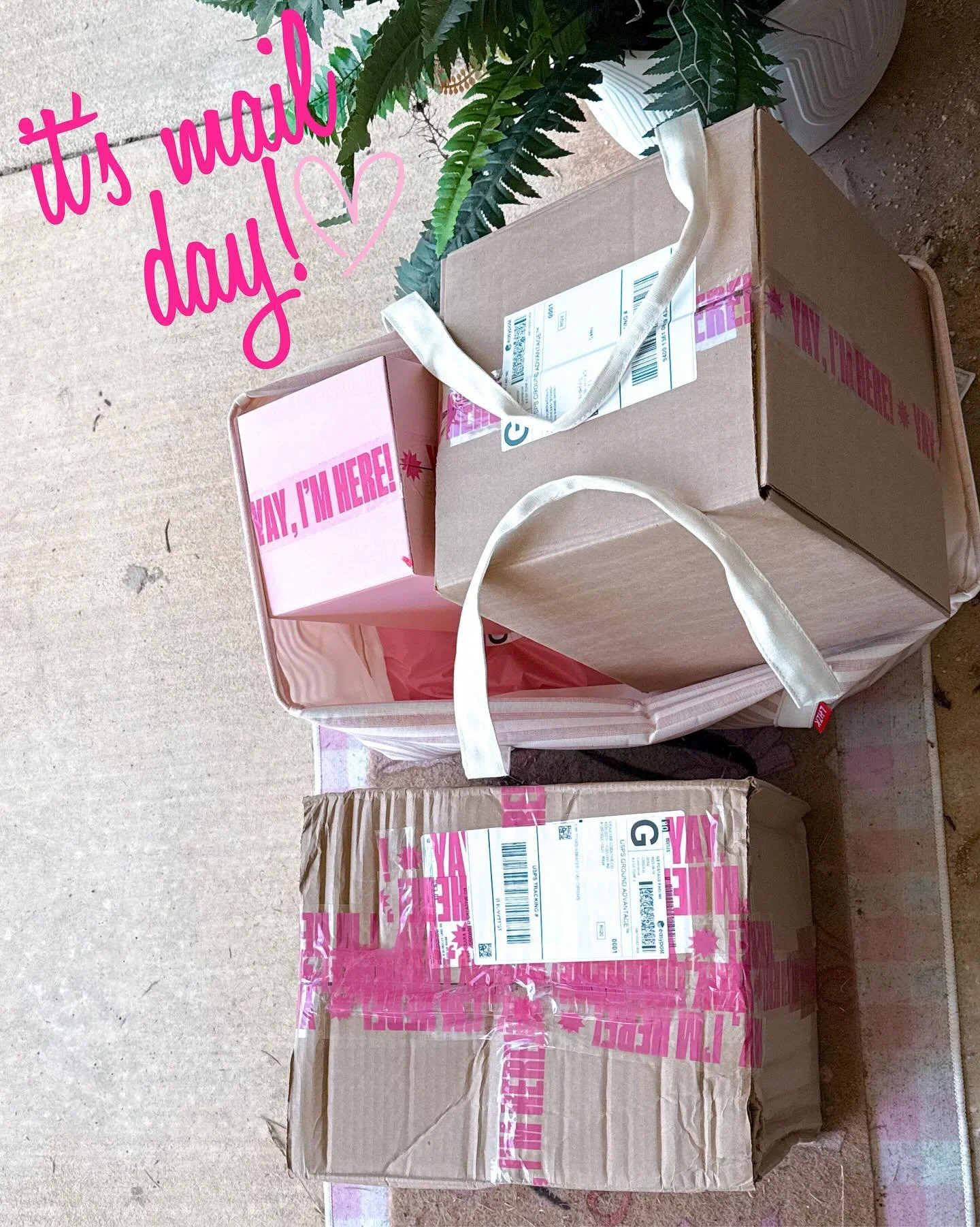 mail day&rsquo;s are so much fun because i love to see where all C3 is going! 💌  saturday&rsquo;s pickup included items for national titleholders, C3 girls, miss usa and miss teen usa contestants, and even an order heading to france ☻☻☻ 

also want 