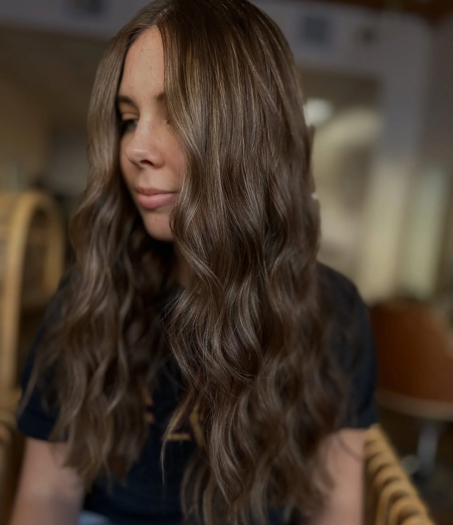 Soft. Blended. Dimensional.
And most importantly&hellip; low maintenance!

This is for the girls who want to feel bright and elevated &mdash; without living in the salon every 4 weeks.

✨ Strategic placement
✨ Seamless blending
✨ Depth left at the ro