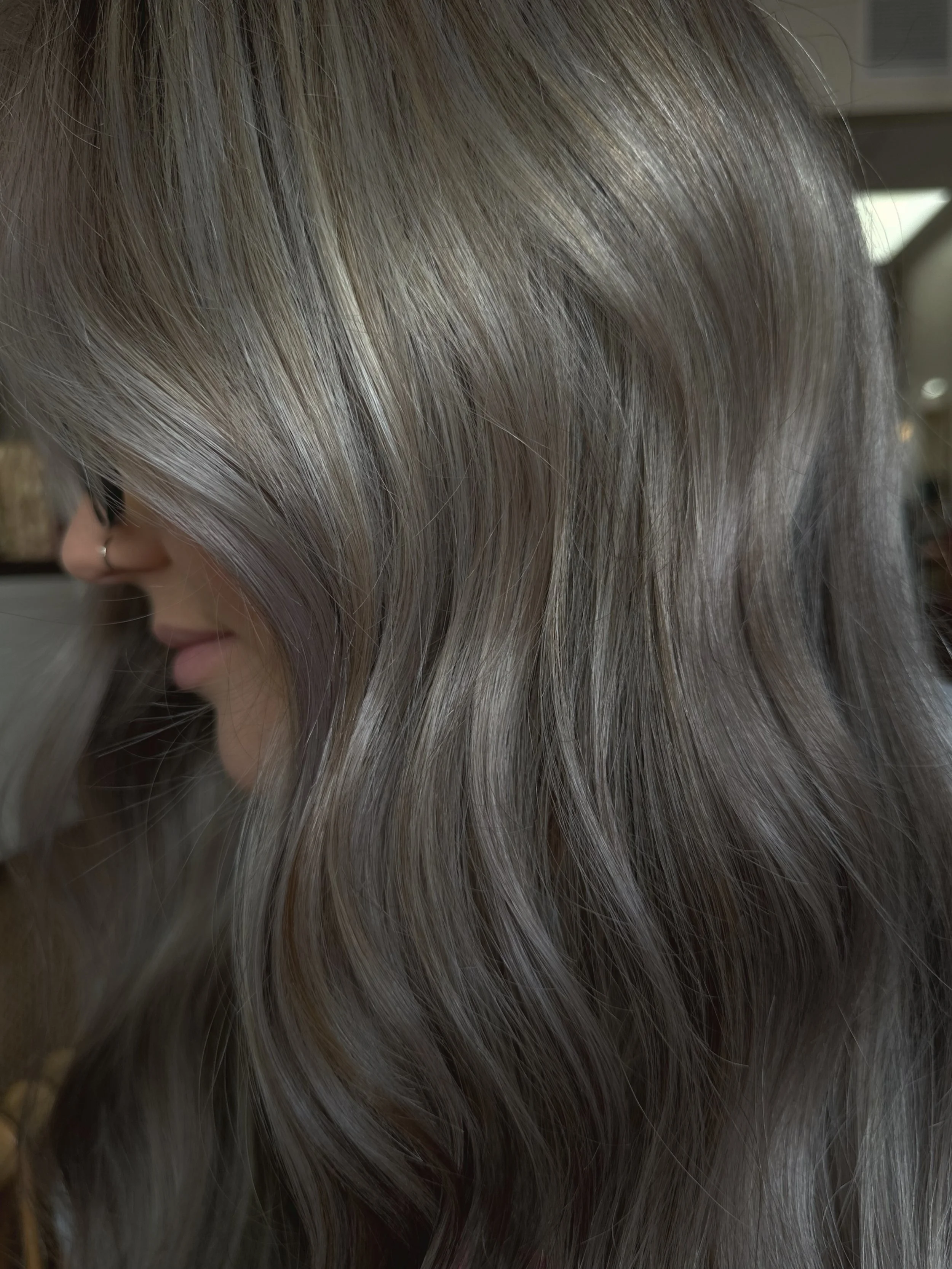 The kind of blonde that turns heads. ✨

Bright, icy, dimensional, and customized to complement her perfectly. Healthy-looking blonde will always be in style. 🤍

Toner: Keune Semi
9.71 + 10.17 + Silver + Grey