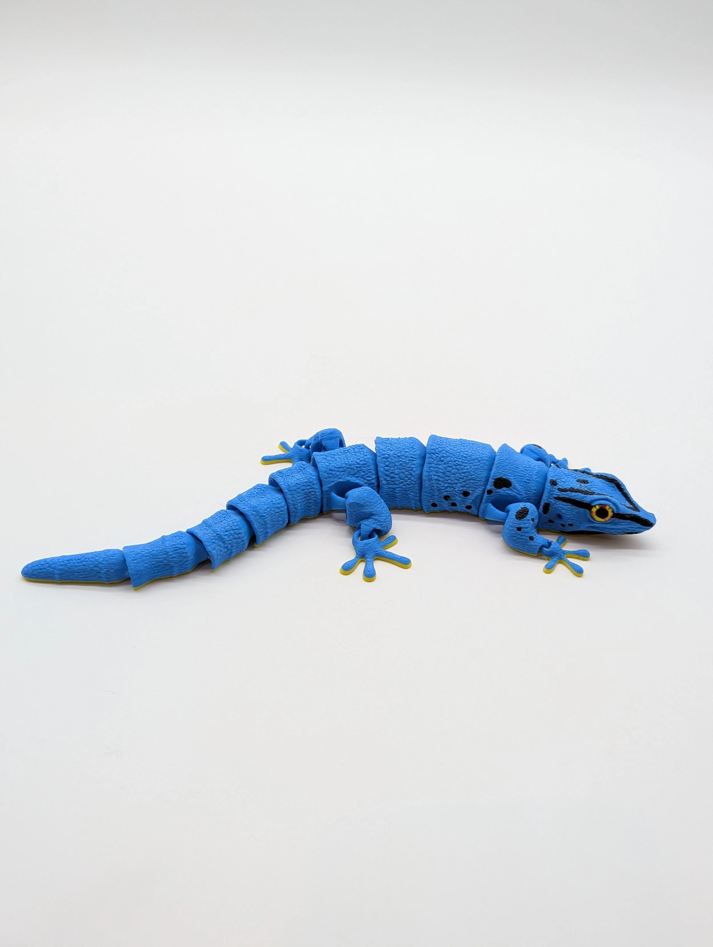 Giant Day Gecko (Blue) - Retail $15 - SKU LR0008