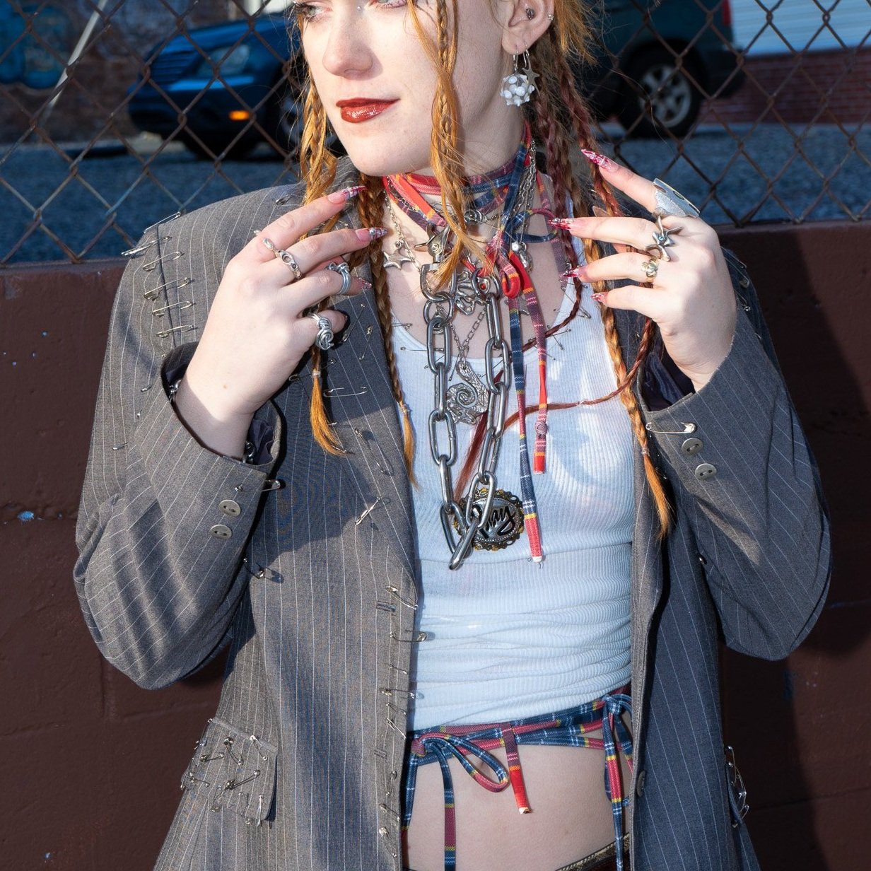 WEB+SIZE_Junk+Punk+Final+Edits_Veronica+Wolfgang_100125_063+%281%29.jpg