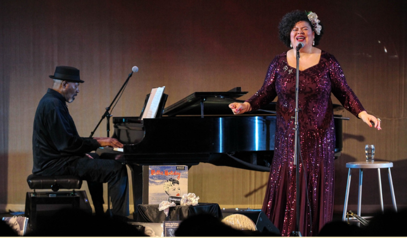 Thomasina Petrus with pianist Thom West