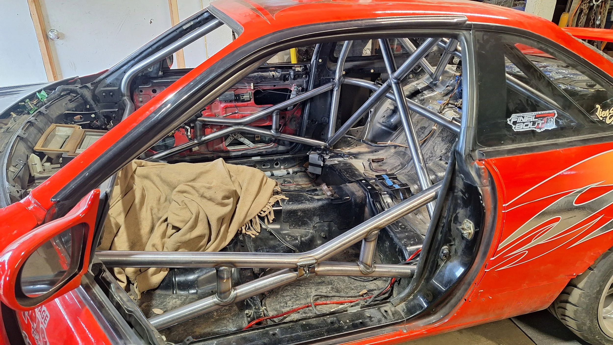 nissan-s14-custom-roll-cage-titan-fabrication-2.jpg