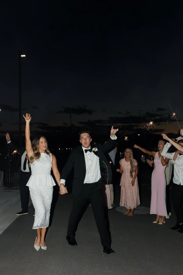 Cameron & Tara wedding at The Oz — photo 87