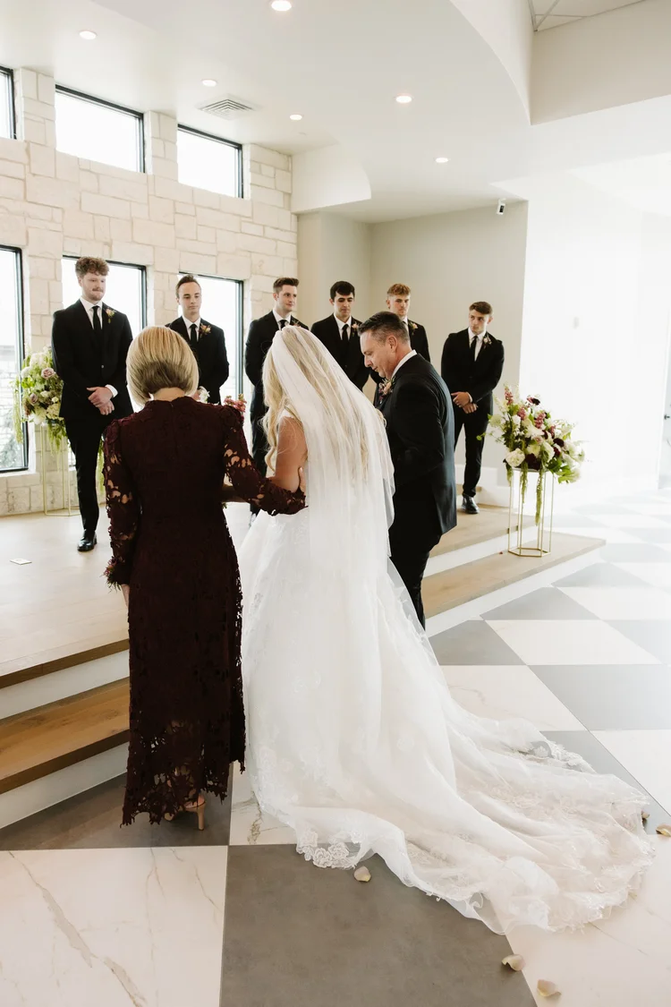 Emma & Cole wedding at The Oz — photo 16