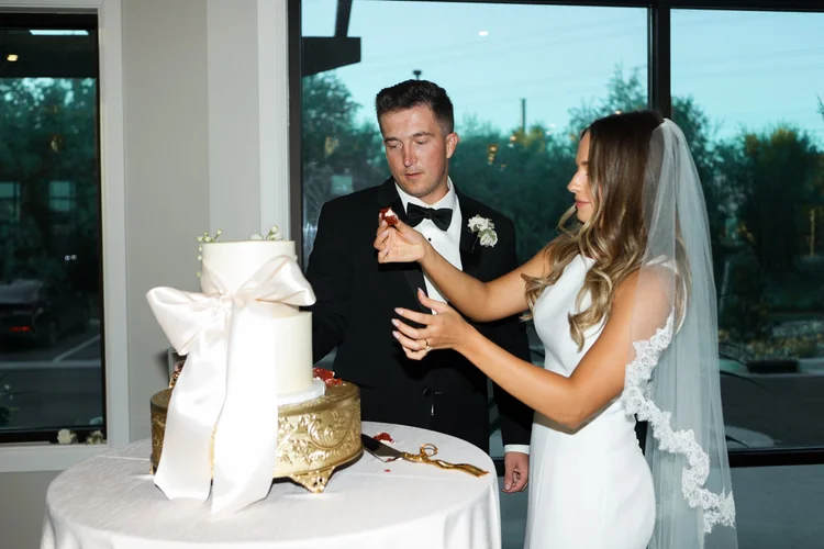 Cameron & Tara wedding at The Oz — photo 33