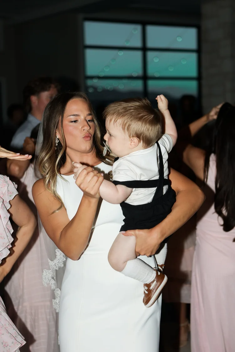 Cameron & Tara wedding at The Oz — photo 72