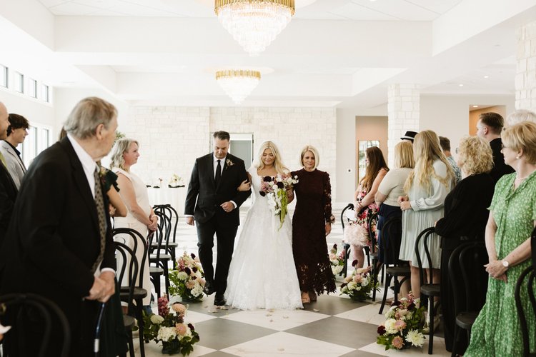 Emma & Cole wedding at The Oz — photo 14