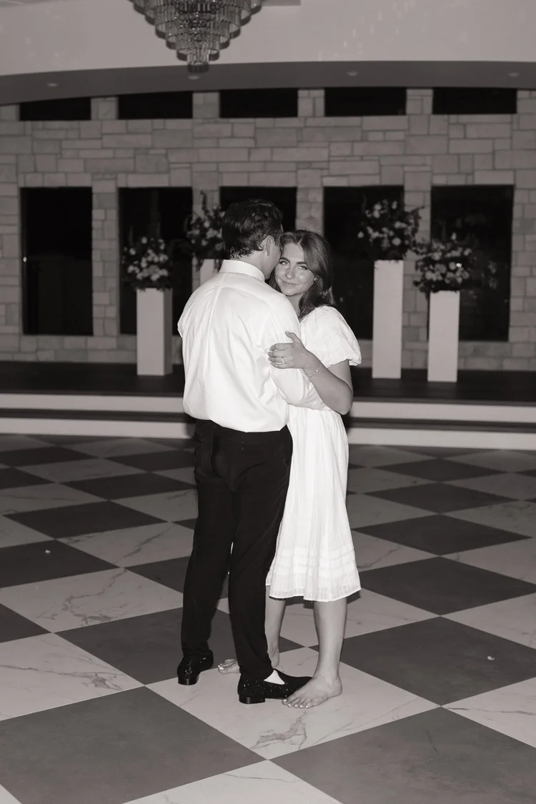 Mikey & Brenna wedding at The Oz — photo 48