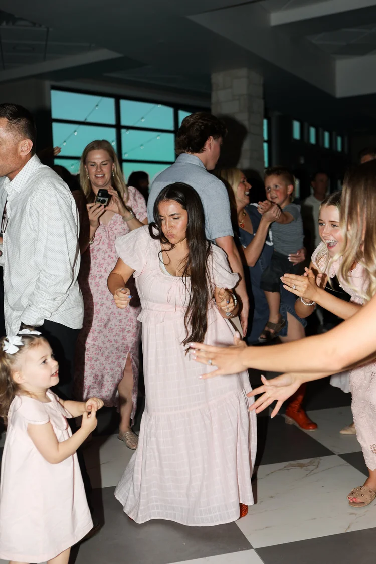 Cameron & Tara wedding at The Oz — photo 65