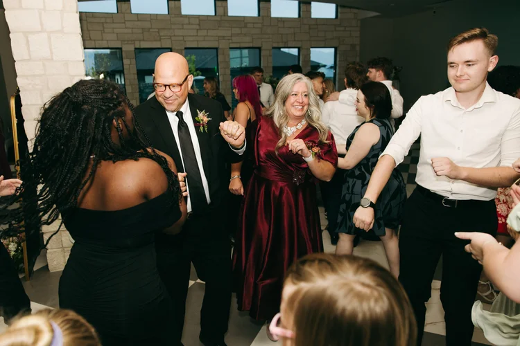 Emma & Cole wedding at The Oz — photo 62