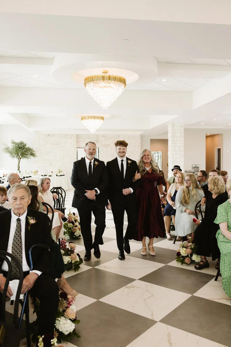 Emma & Cole wedding at The Oz — photo 11