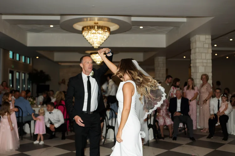 Cameron & Tara wedding at The Oz — photo 49