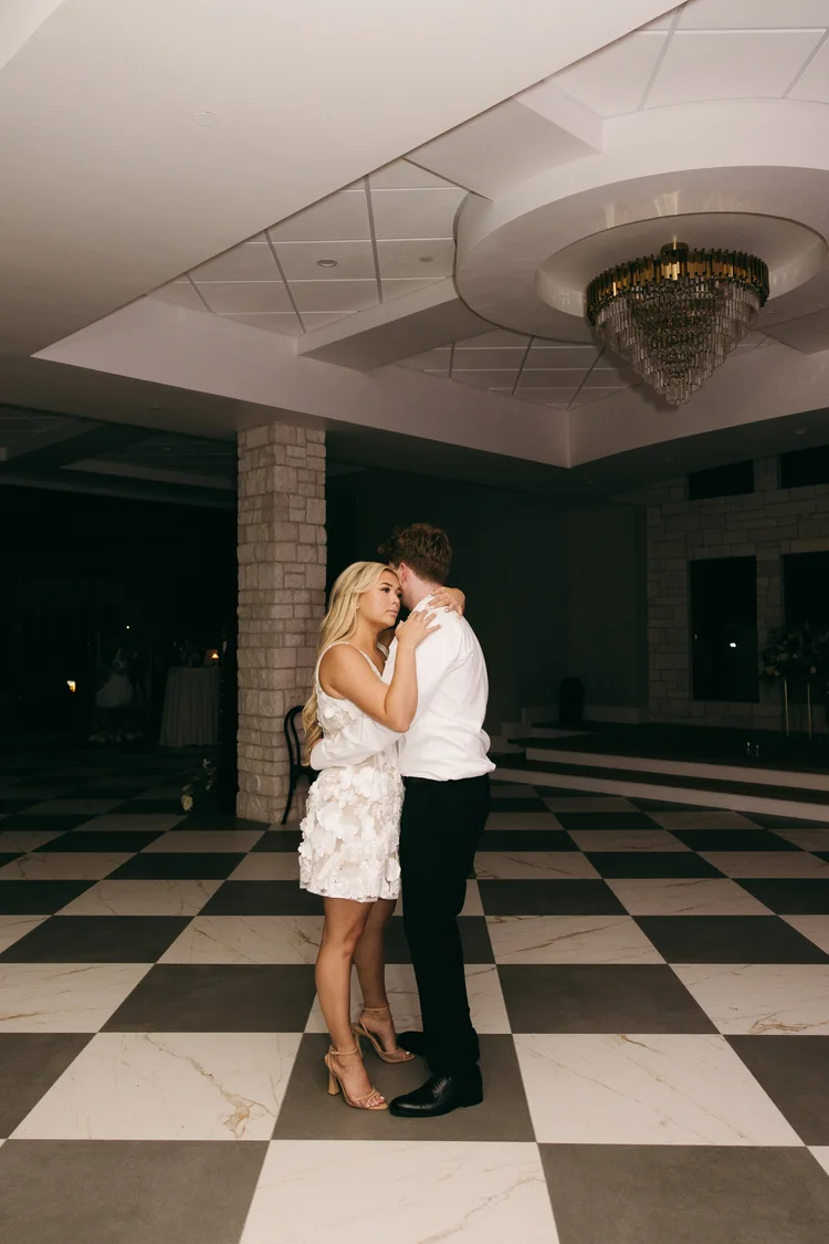 Emma & Cole wedding at The Oz — photo 70