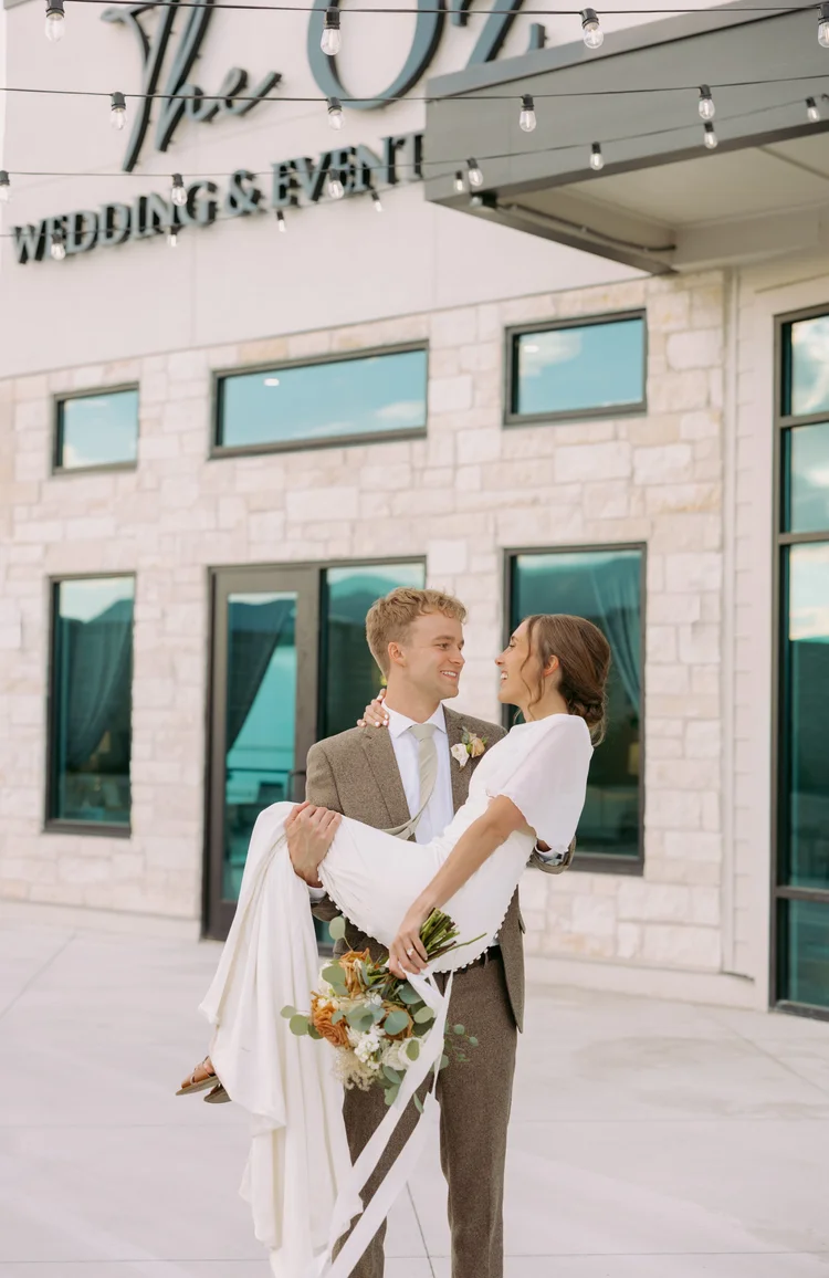 Tessa & Kyle wedding at The Oz — photo 9
