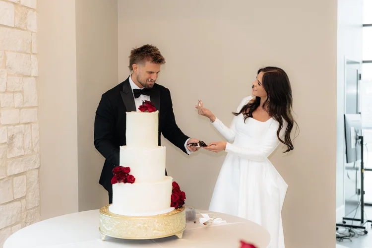 Bryce & Alexis wedding at The Oz — photo 100