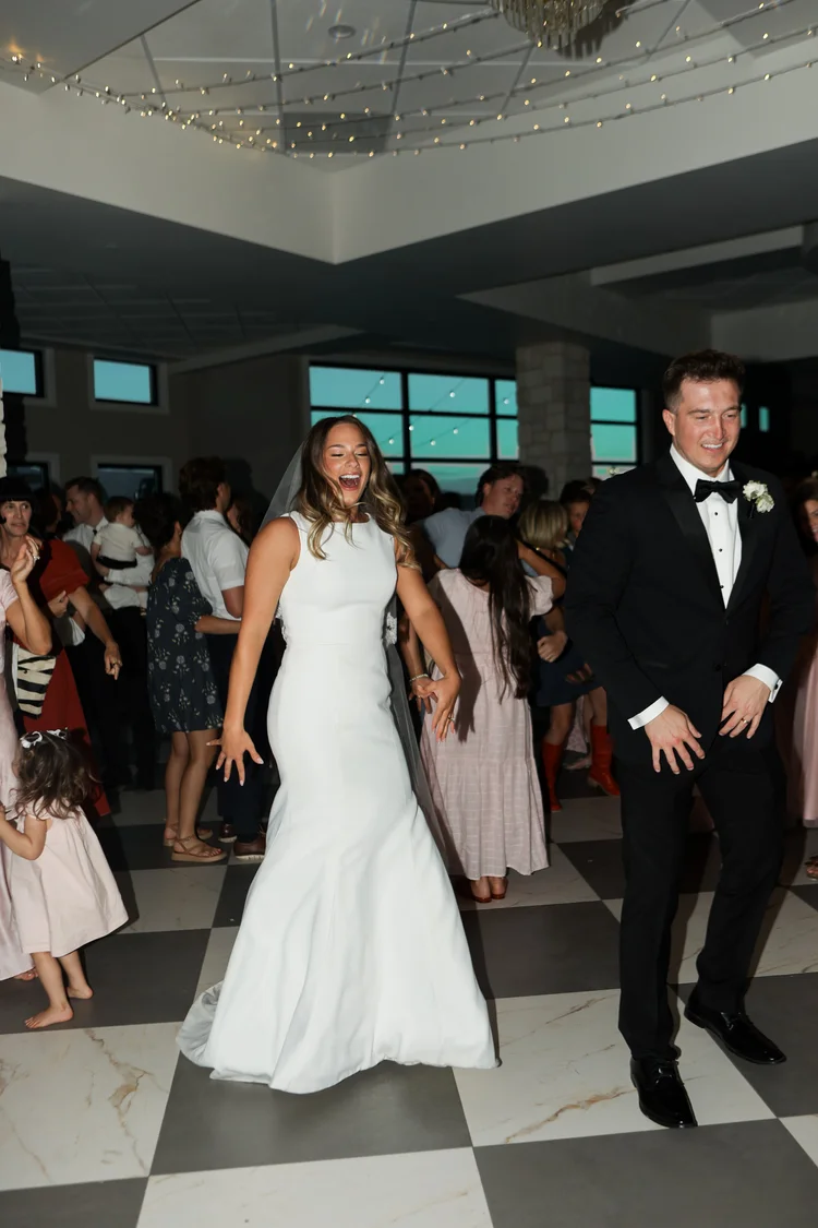Cameron & Tara wedding at The Oz — photo 69