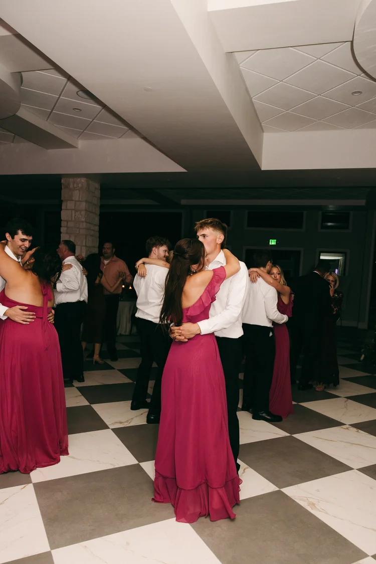Emma & Cole wedding at The Oz — photo 68