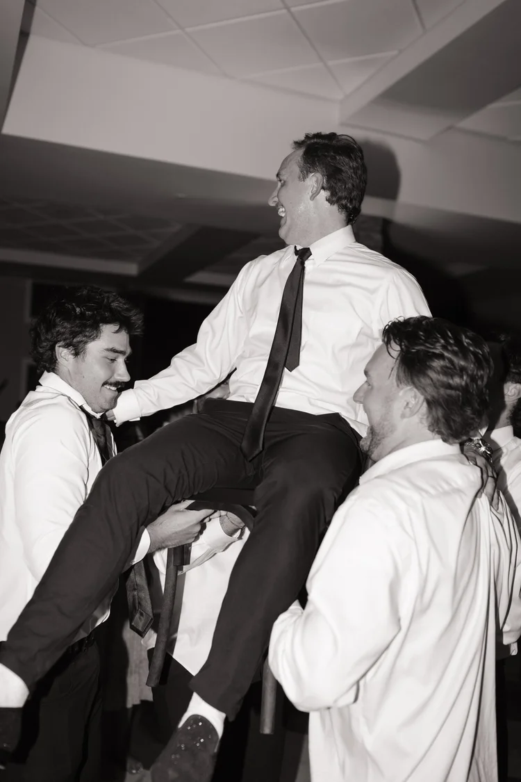 Mikey & Brenna wedding at The Oz — photo 46