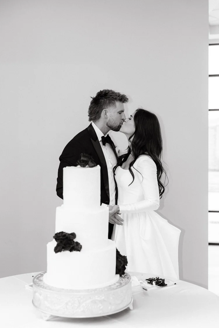 Bryce & Alexis wedding at The Oz — photo 102