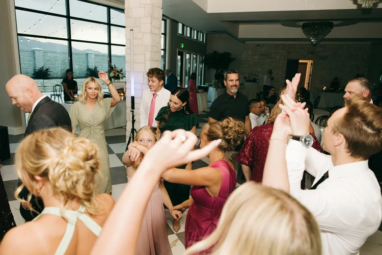Emma & Cole wedding at The Oz — photo 60