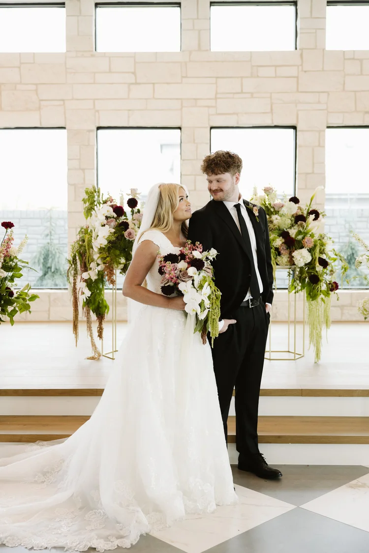 Emma & Cole wedding at The Oz — photo 43
