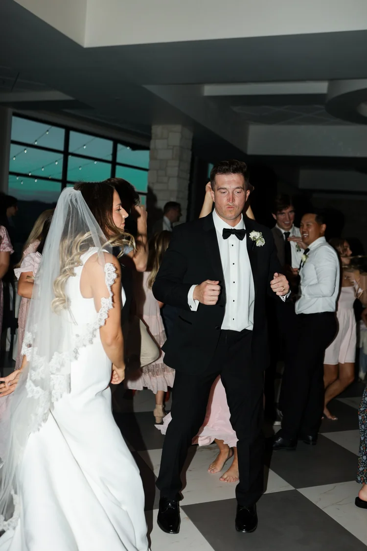 Cameron & Tara wedding at The Oz — photo 73