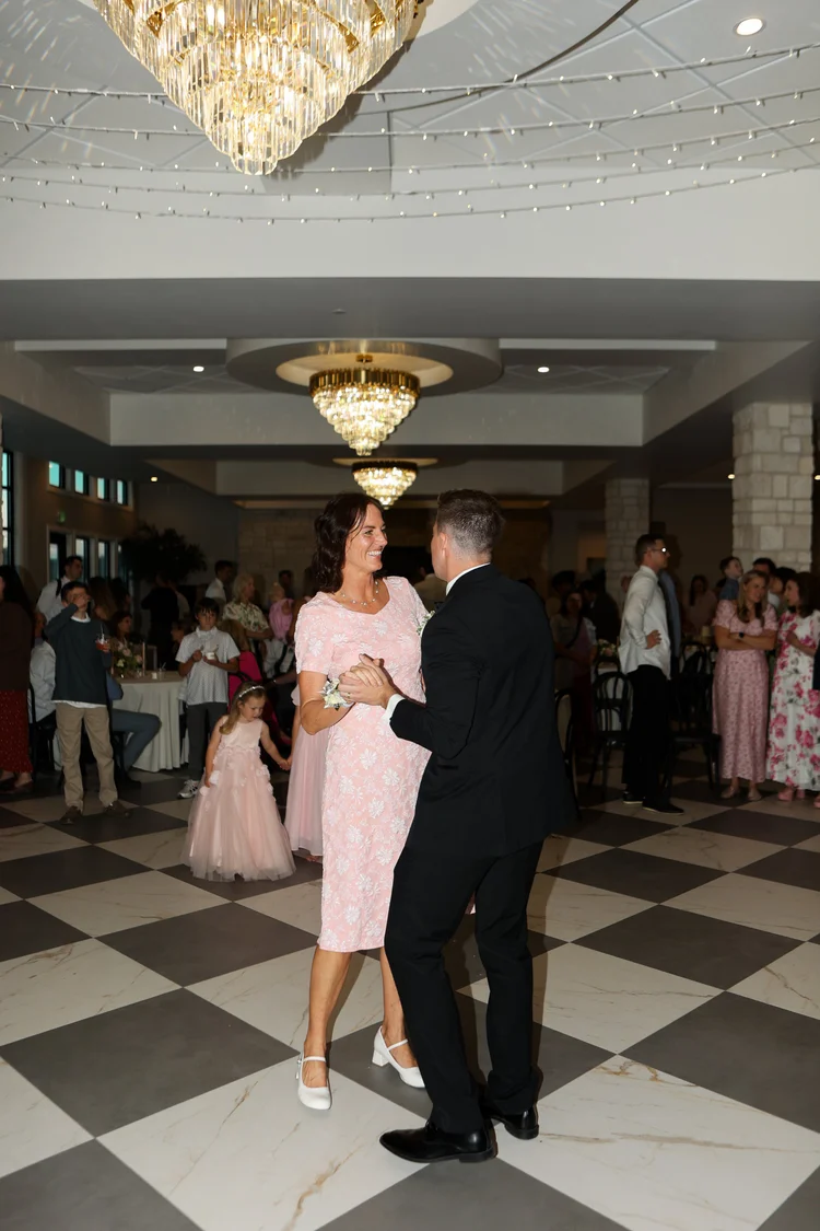Cameron & Tara wedding at The Oz — photo 45