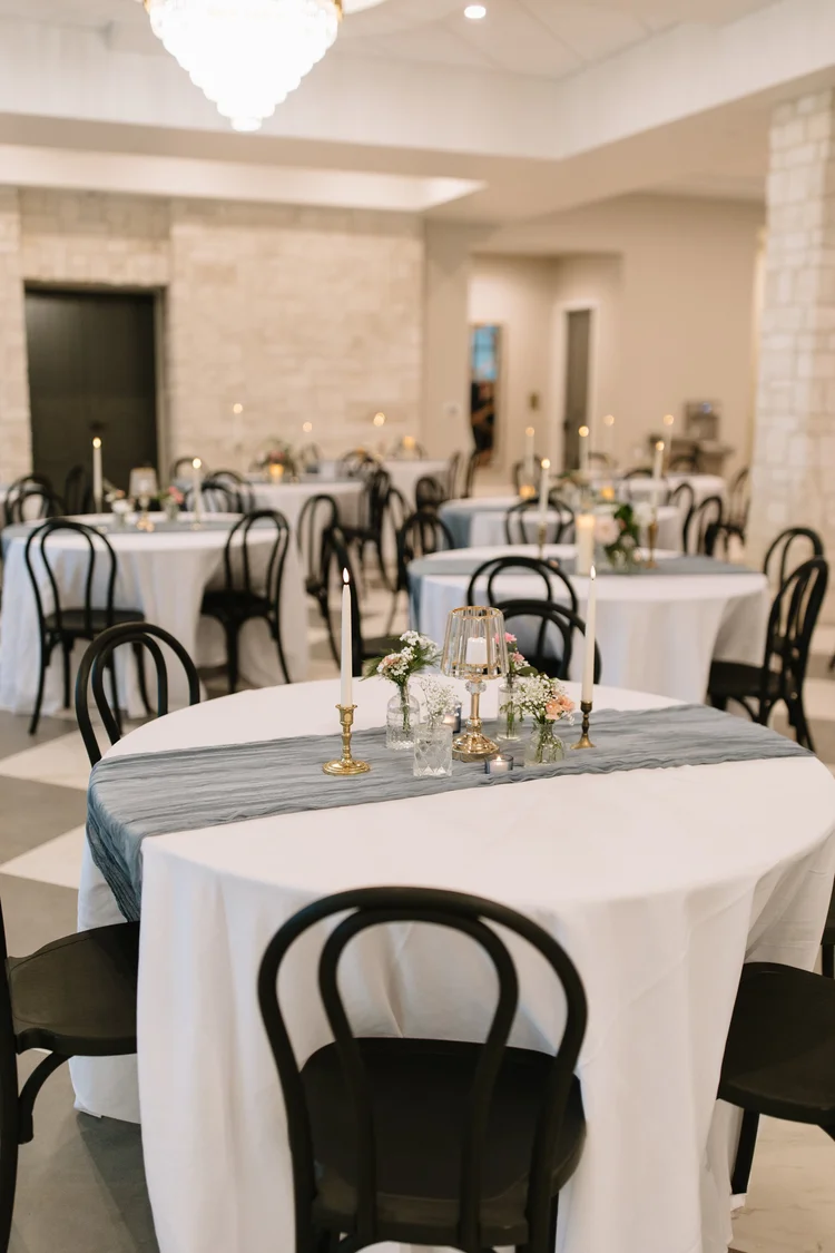 Mikey & Brenna wedding at The Oz — photo 19
