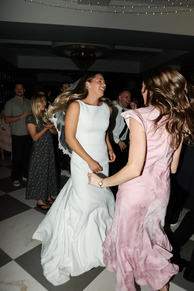 Cameron & Tara wedding at The Oz — photo 82