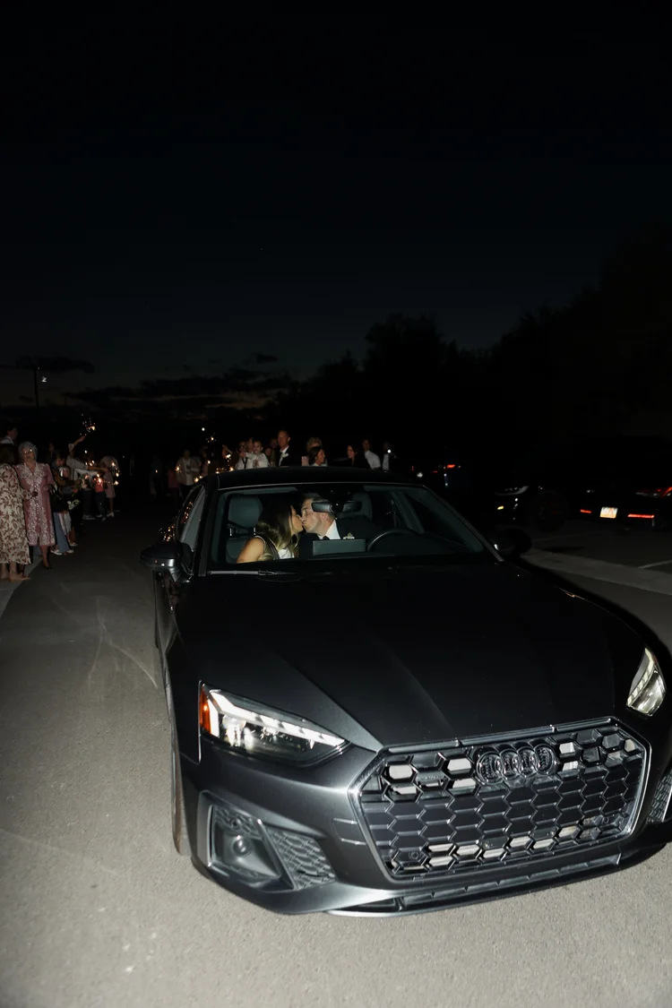 Cameron & Tara wedding at The Oz — photo 96