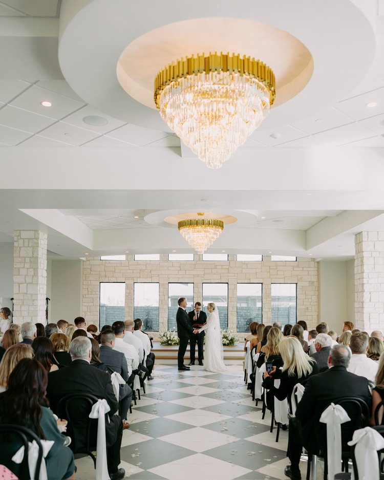 Kenzie & Ben wedding at The Oz — photo 31