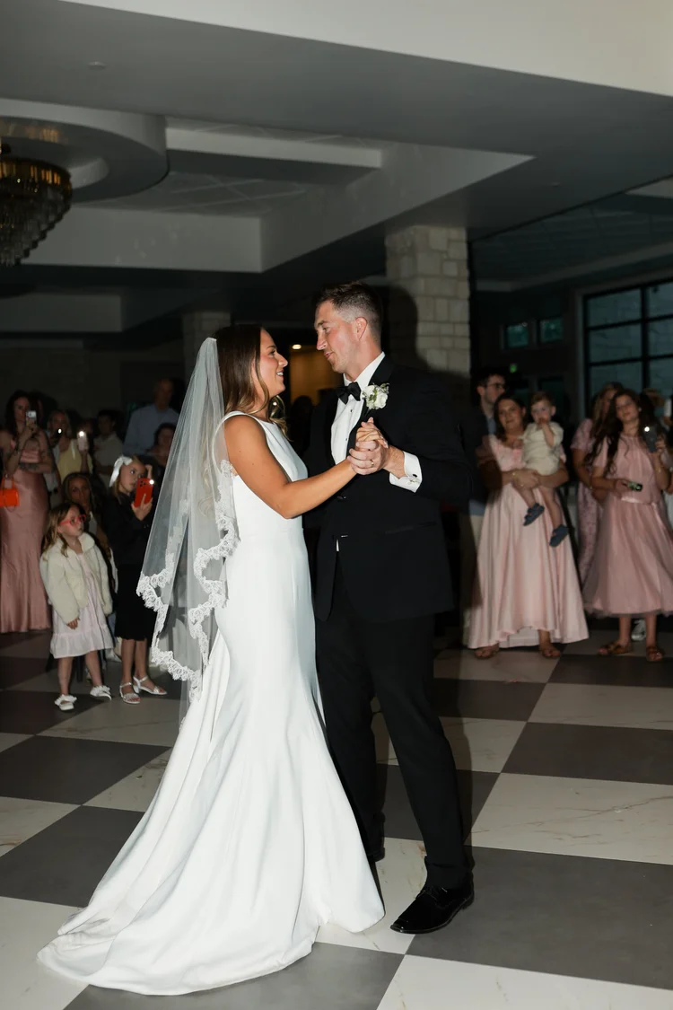 Cameron & Tara wedding at The Oz — photo 53