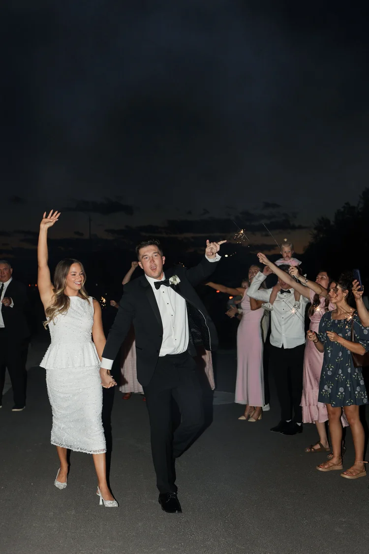 Cameron & Tara wedding at The Oz — photo 88