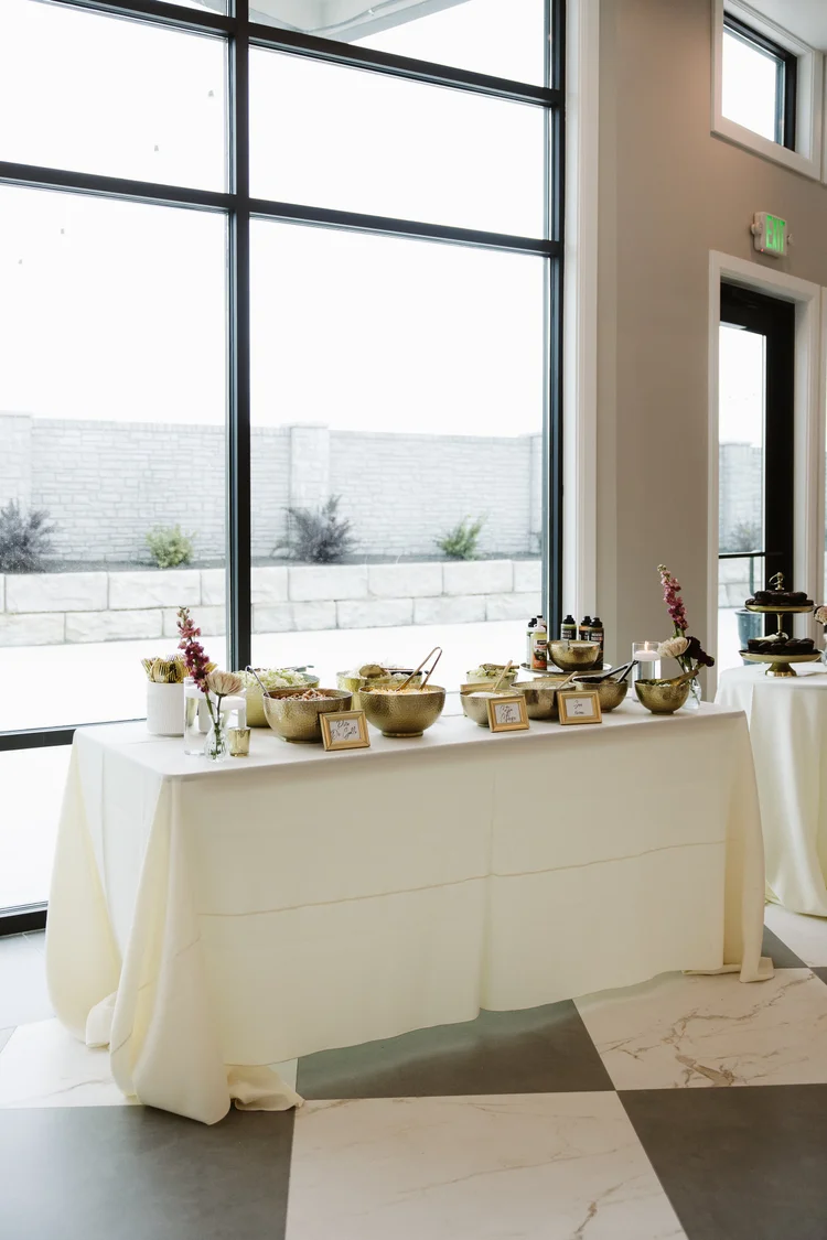 Emma & Cole wedding at The Oz — photo 47