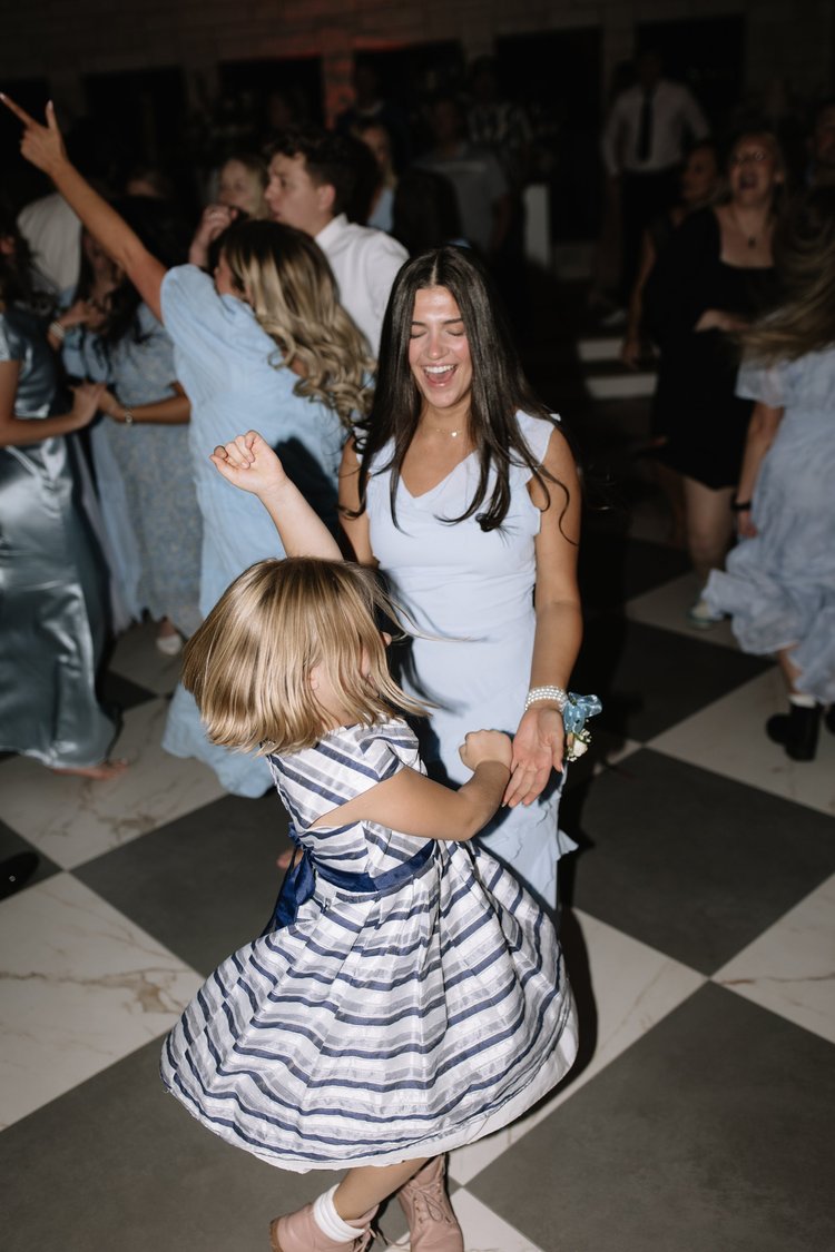 Mikey & Brenna wedding at The Oz — photo 42
