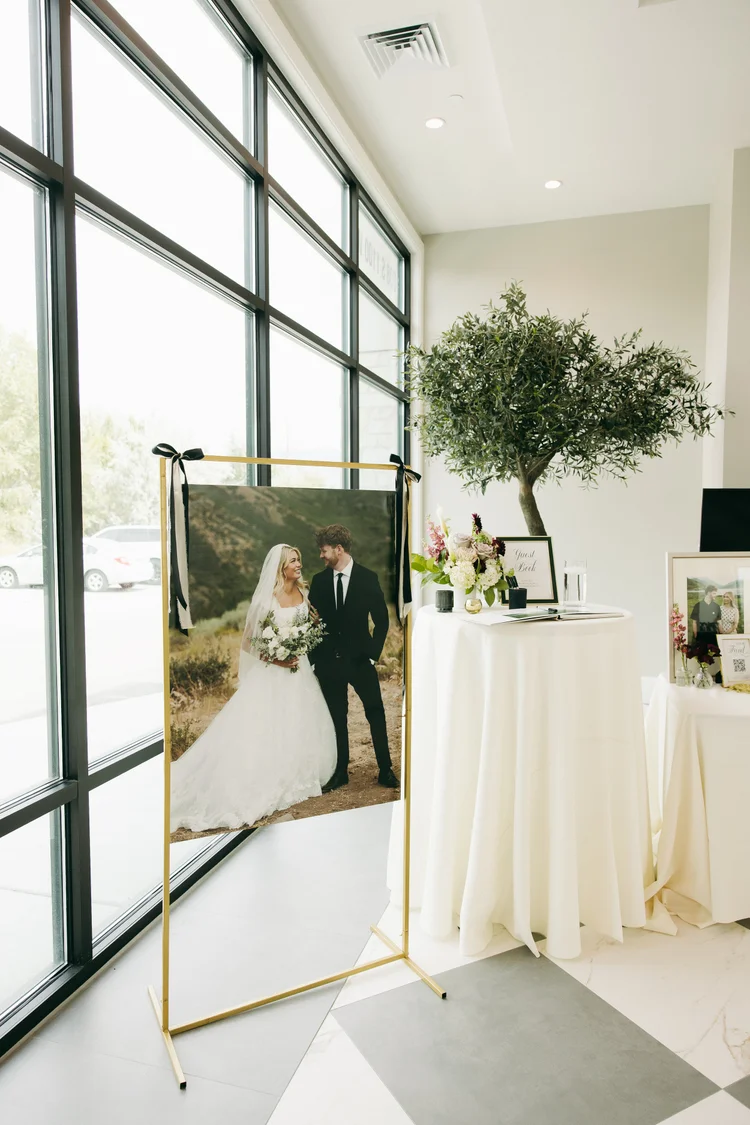 Emma & Cole wedding at The Oz — photo 6