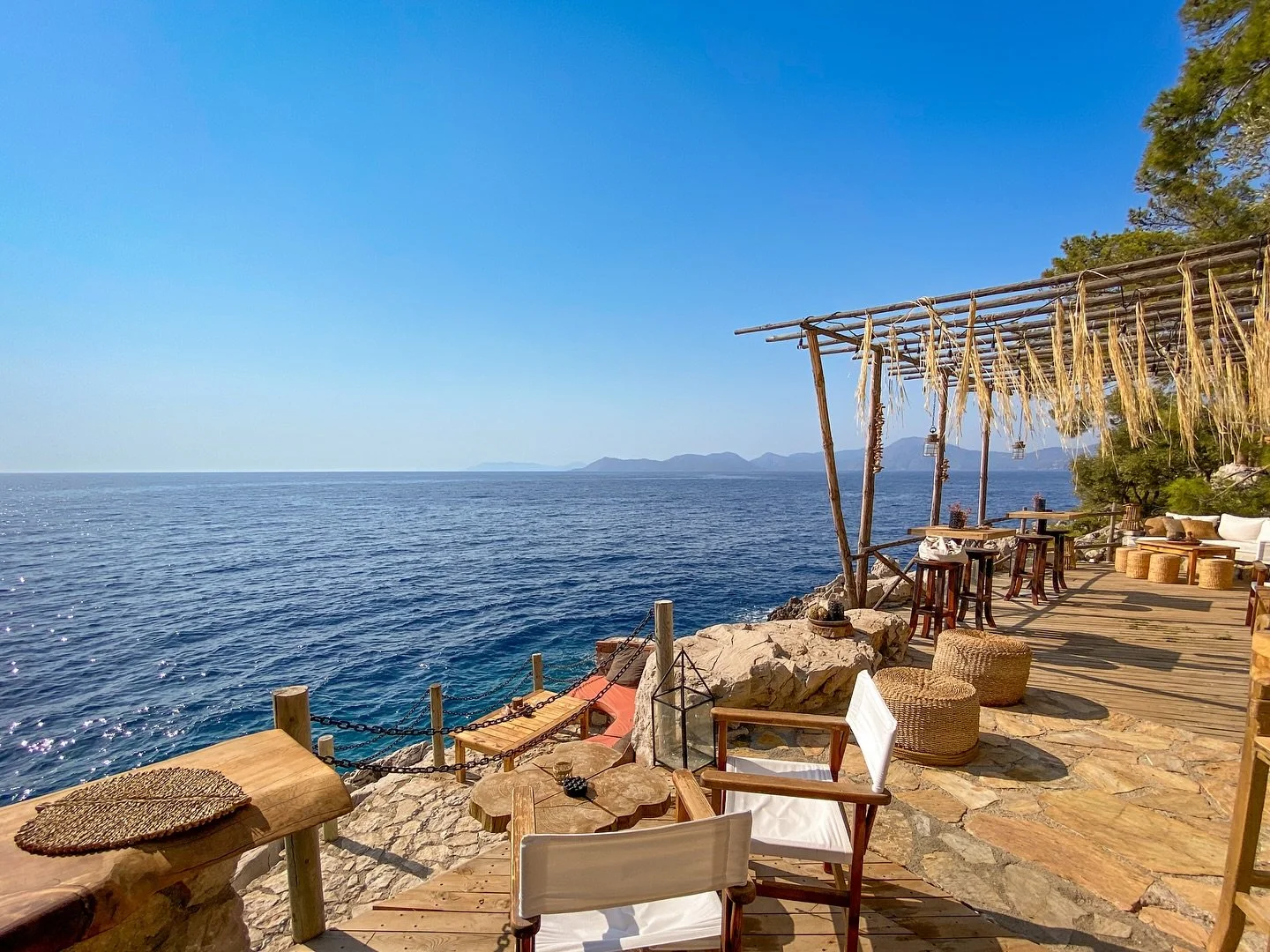 Where the sea meets silence, time learns to slow down.

#Seaview #SeasideRetreat #WanderlustVibes #AegeanEscape #RusticCharm #BarefootLuxury #SlowTravel #TravelInStyle #HiddenParadise #VisualGetaway #DesignMeetsNature #PeacefulPlaces #SeasideMood #Ea