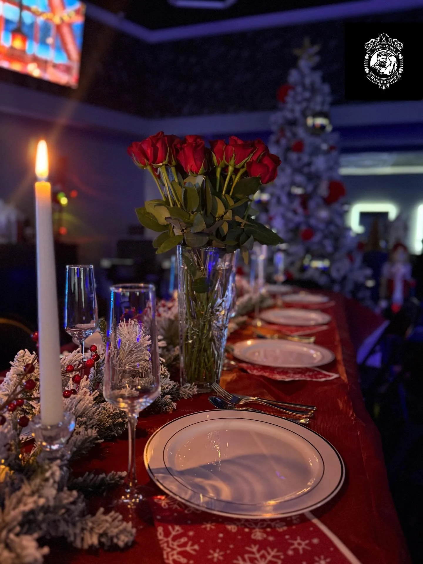 #springbarber #woodlandsbarber #barberoslatinos the best barbershop 💈 la mejor barber&iacute;a 💈 www.strongfades.com 1421 spring cypress 77373 💈💰👌 #navidadm&aacute;gica 🎅🎅🌲🎄