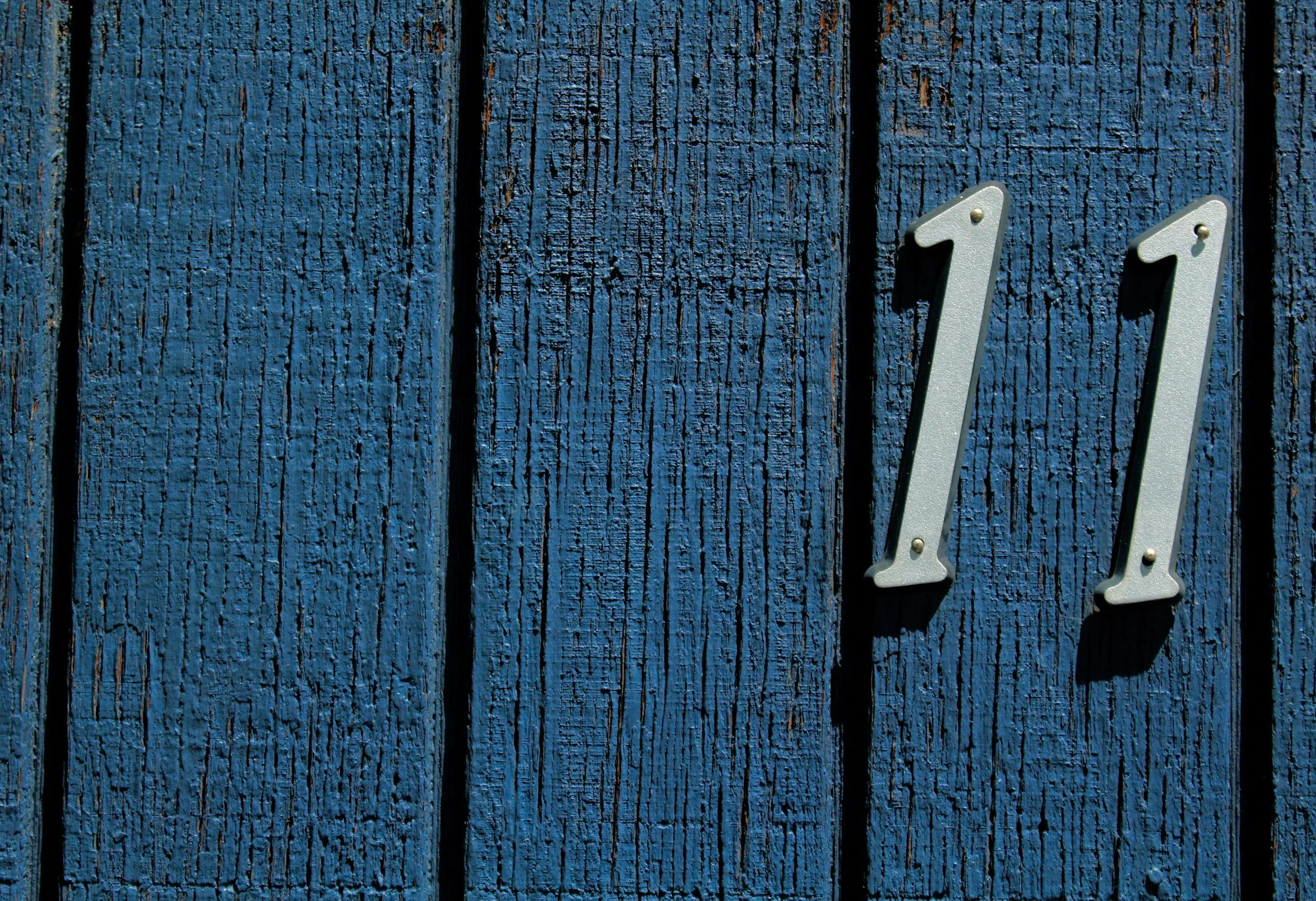 11